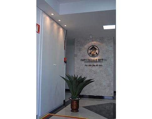 רונדונופוליס Catu Palace Hotel מראה חיצוני תמונה