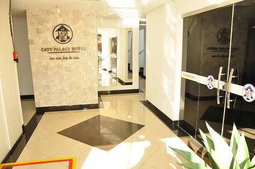 רונדונופוליס Catu Palace Hotel מראה חיצוני תמונה